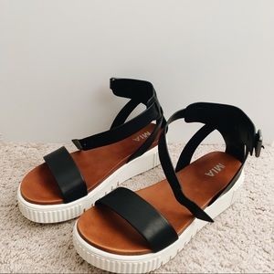 Black Luna Sandal- Brand New